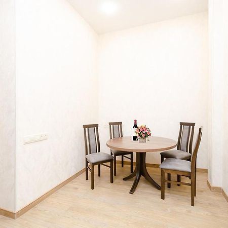 15. Double Room Apartaments With Fresh Style Yerevan Exterior foto